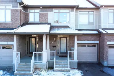 Att/Row/Townhouse in Barrhaven
