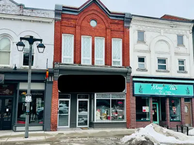 41 Market Place Upper, Stratford, On N5a 1a4