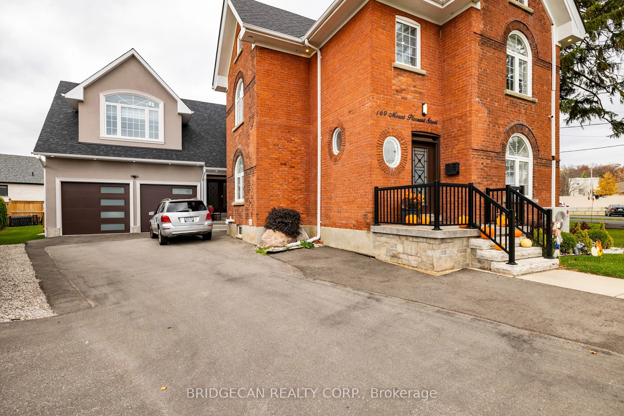 169 Mount Pleasant Street, Brantford, On N3t 1t6