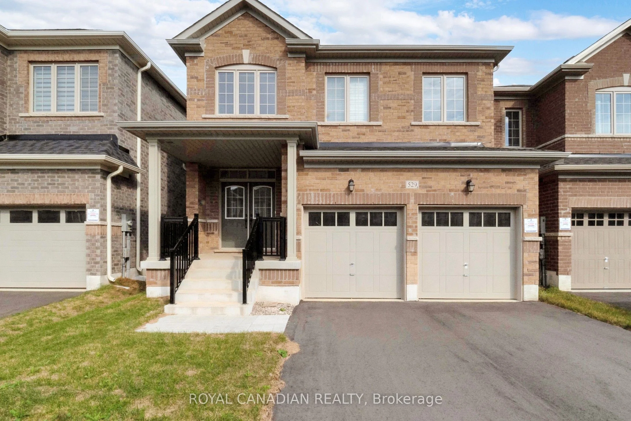 Detached in Shelburne