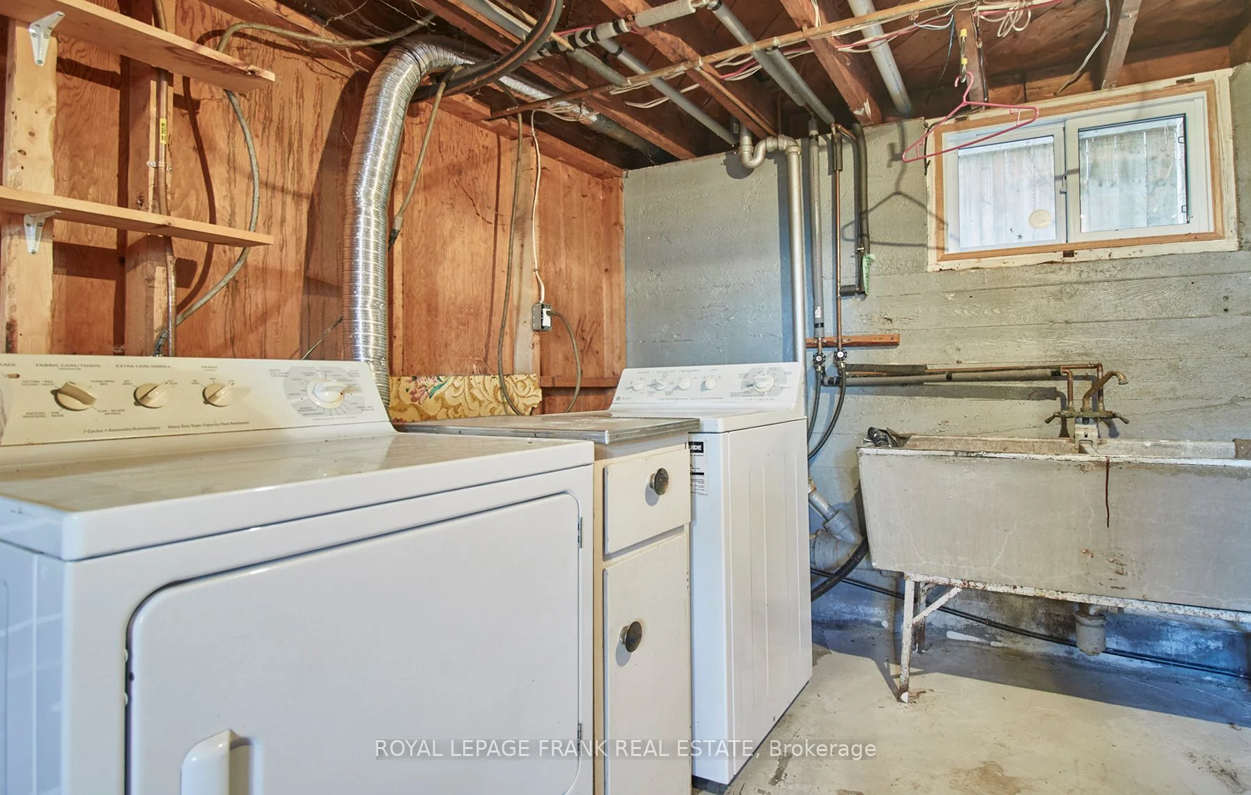 154 Burnham Street, Belleville, ON K8N 3R9