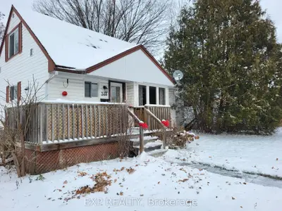Detached in Renfrew