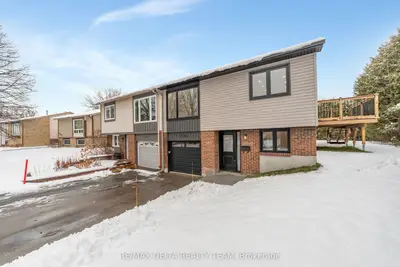 Semi-Detached in Orleans - Cumberland and Area