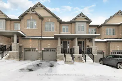 Att/Row/Townhouse in Kitchener