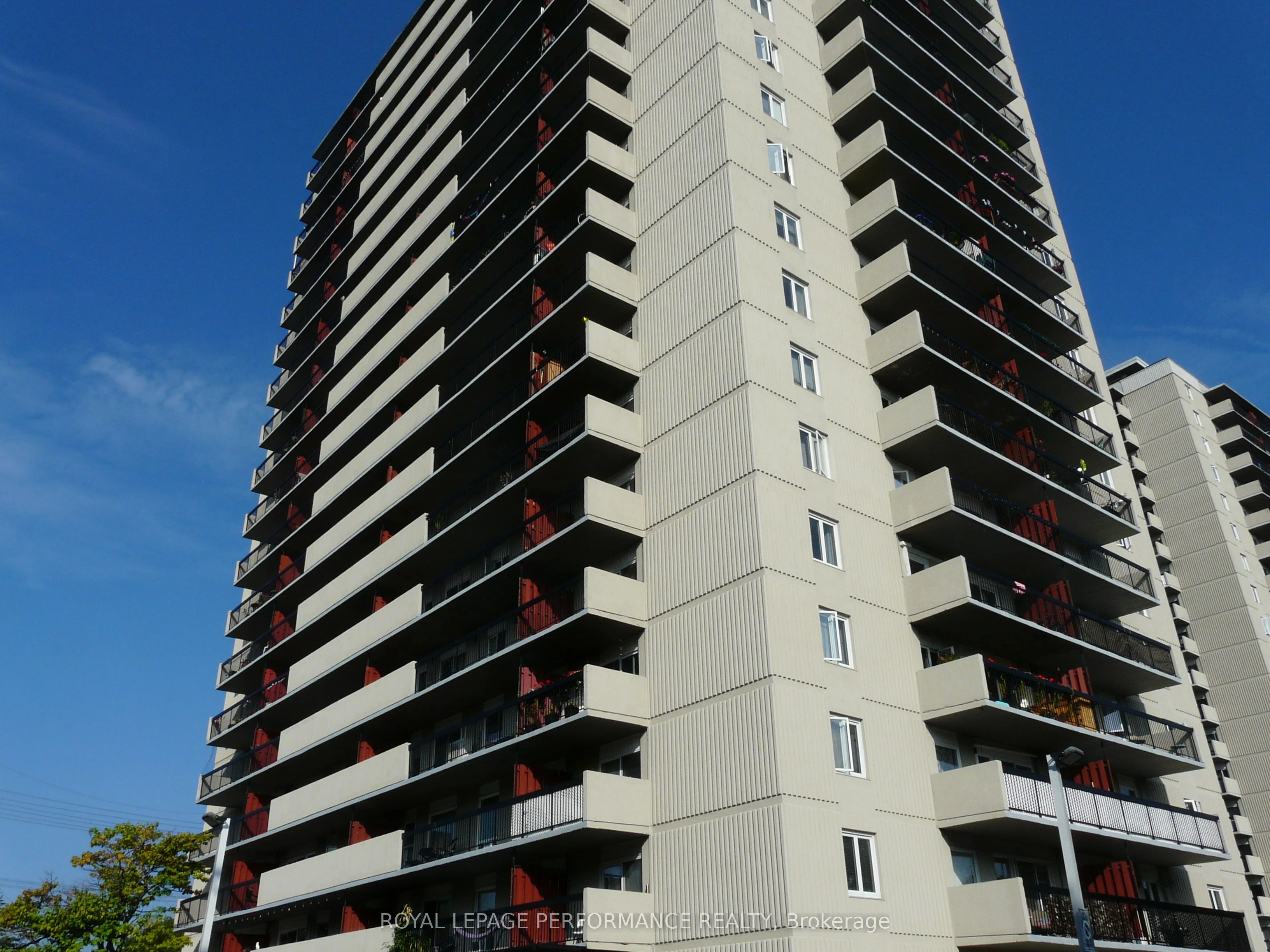 Condo Apartment in Vanier and Kingsview Park