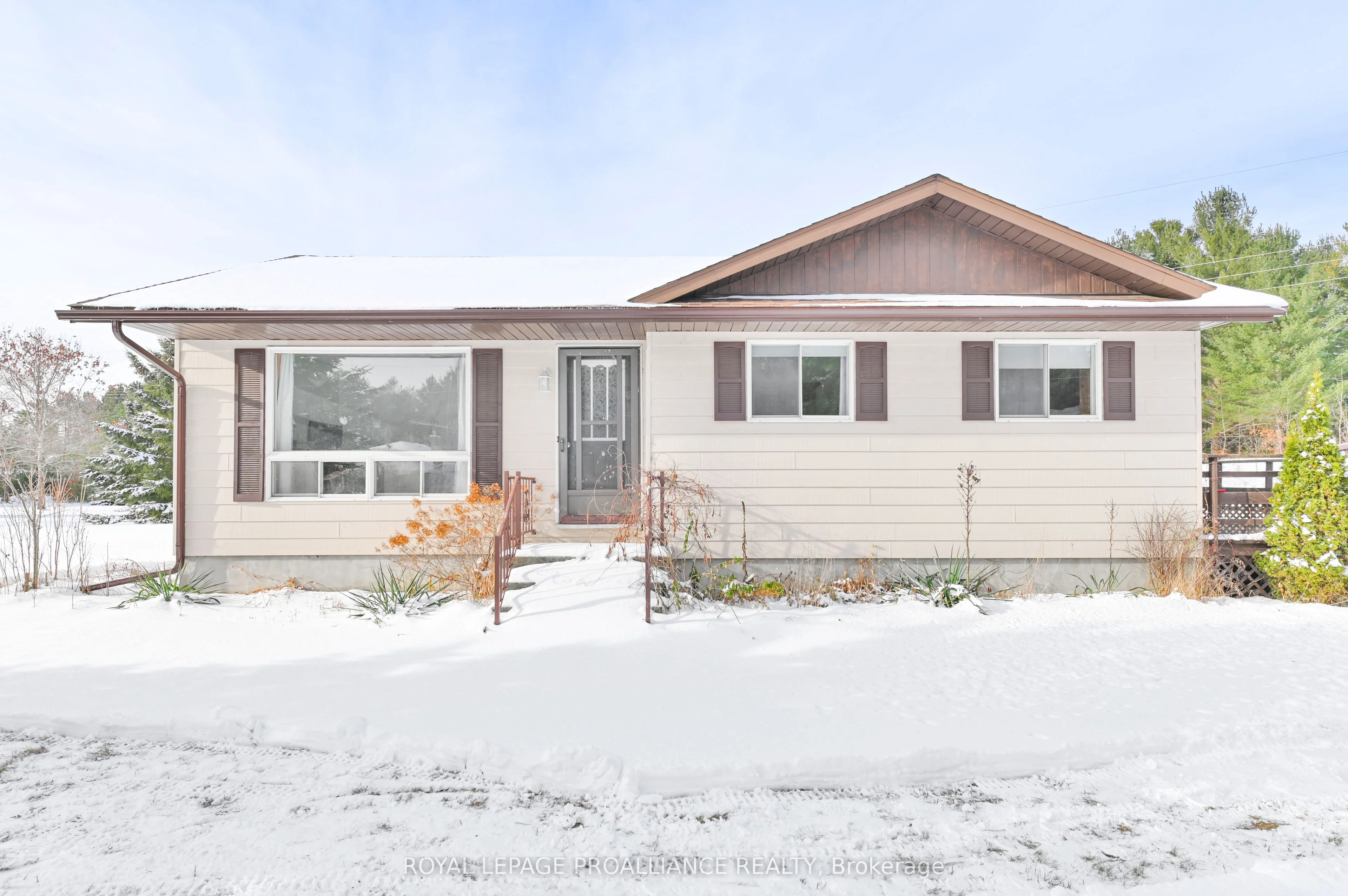 Detached in Addington Highlands