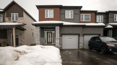 Att/Row/Townhouse in Barrhaven