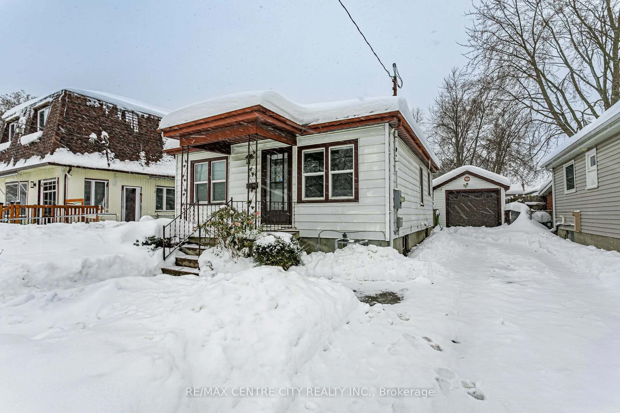 Detached in London East