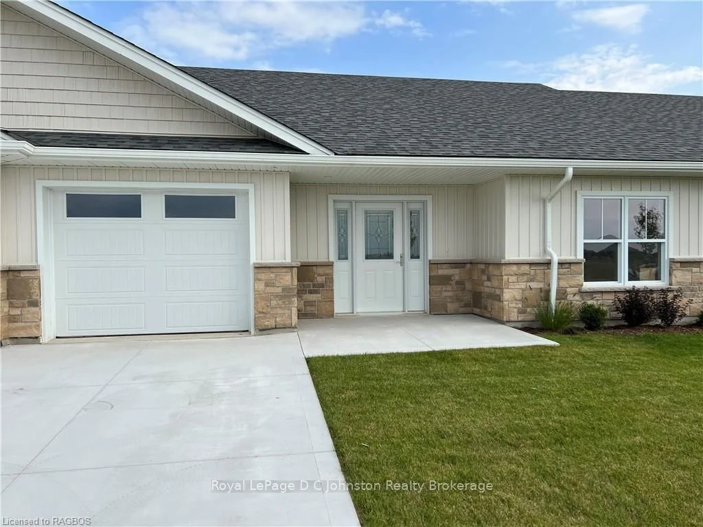 1093 Waterloo Street N, Saugeen Shores, On N0h 2c3