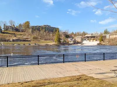 24 Ontario Street 201, Bracebridge, On P1l 2h5