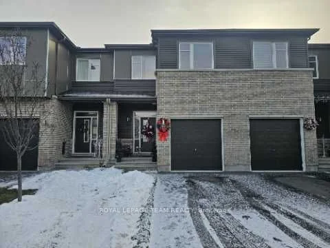Att/Row/Townhouse in Carleton Place