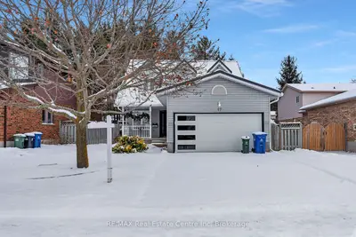 Detached in Guelph