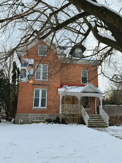 255 Mackay Street, New Edinburgh - Lindenlea, On K1m 2b6