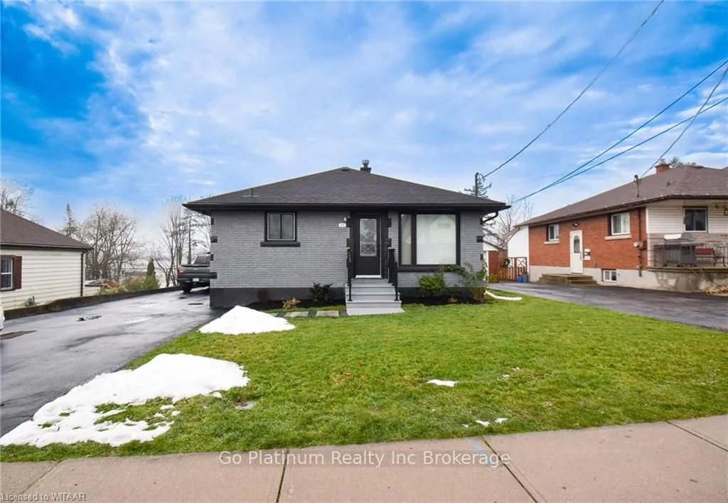 69 Clarke Street, Woodstock, On N4s 7m4