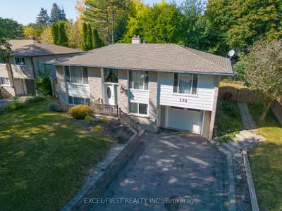 Detached in Waterloo