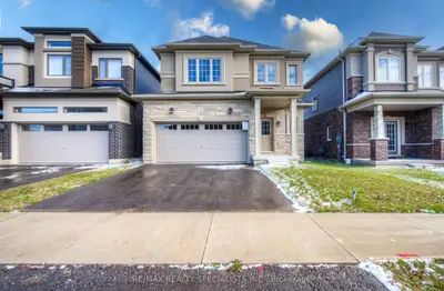Detached in Brantford