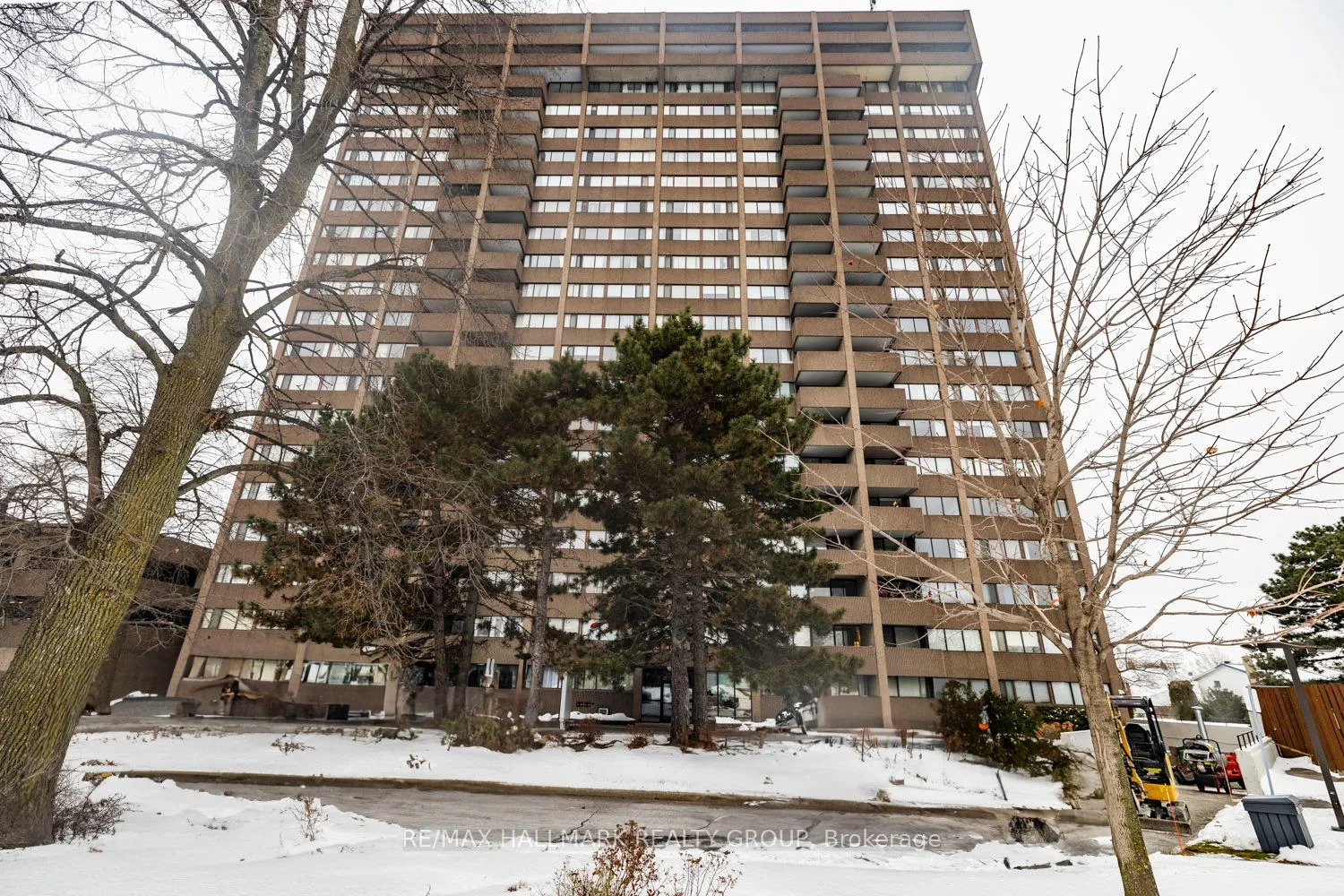 Condo Apartment in Hunt Club - South Keys and Area