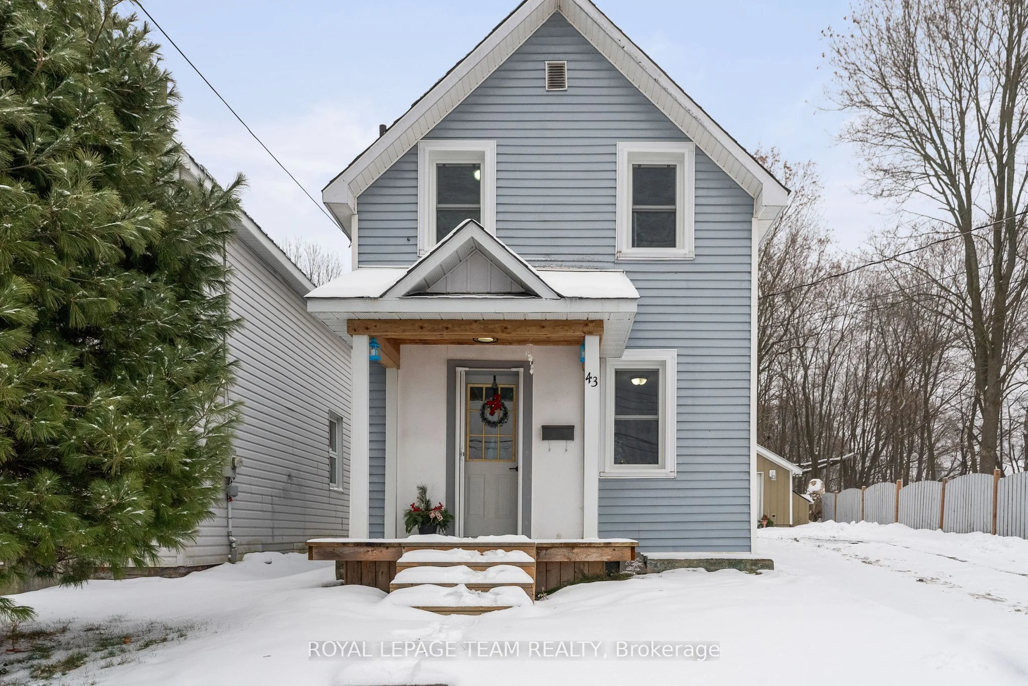 Detached in Renfrew