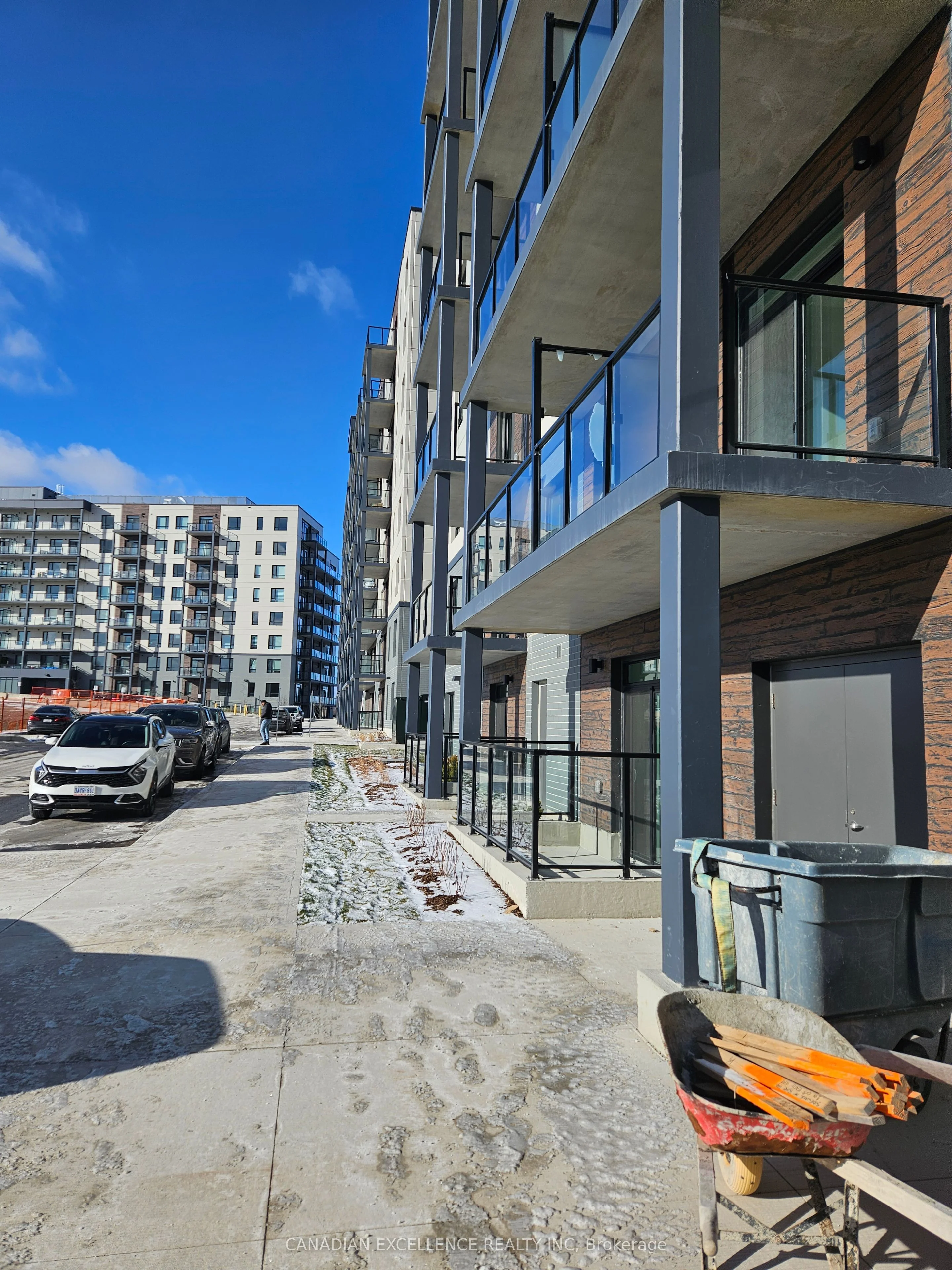181 Elmira Road S Ph801, Guelph, On N1k 0e4