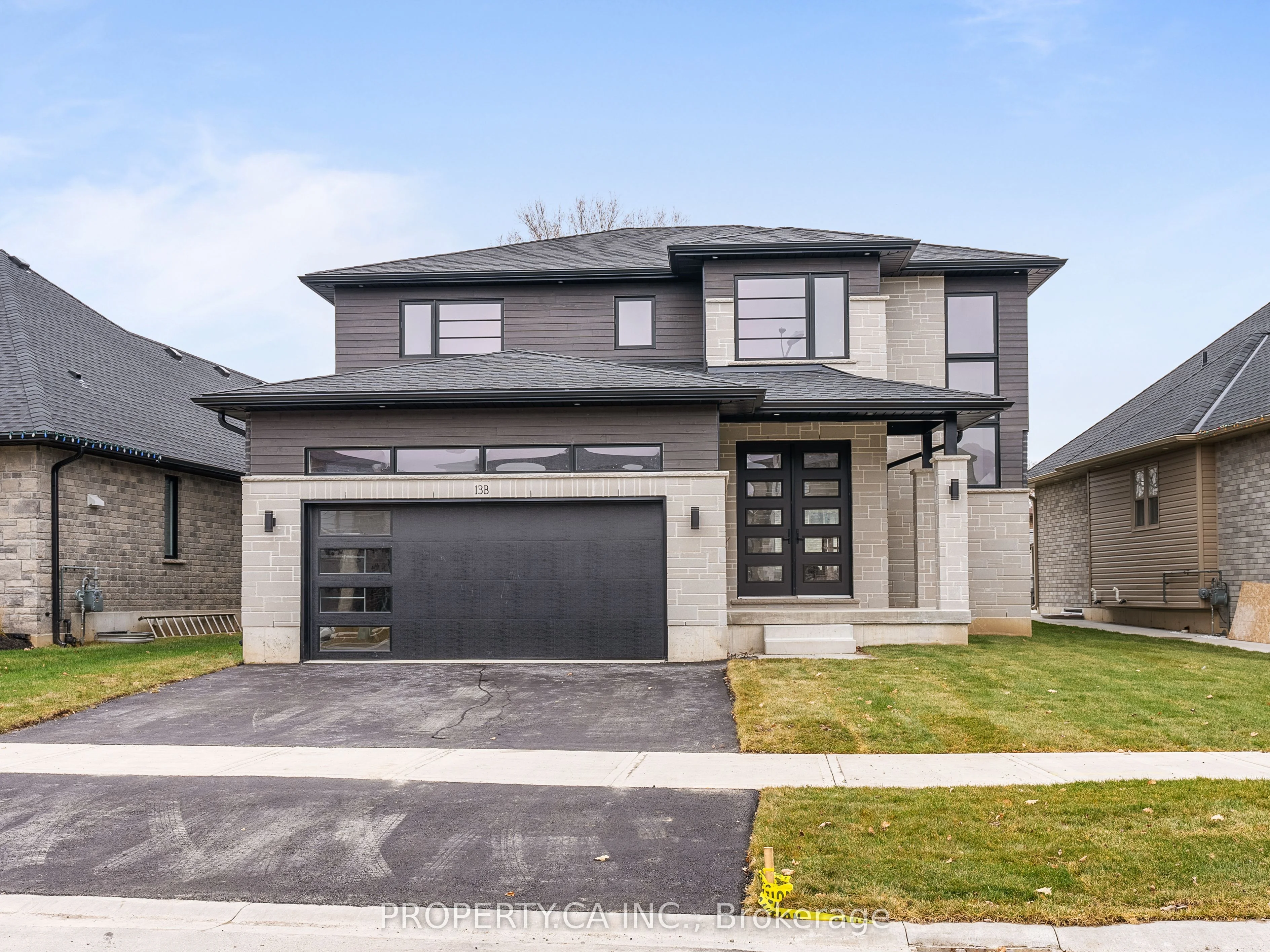 Detached in Brantford