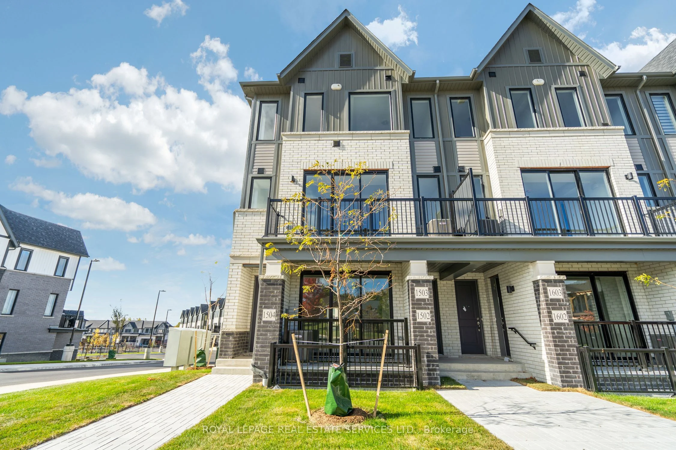 160 Densmore Road 1502, Cobourg, ON K9A 4J9