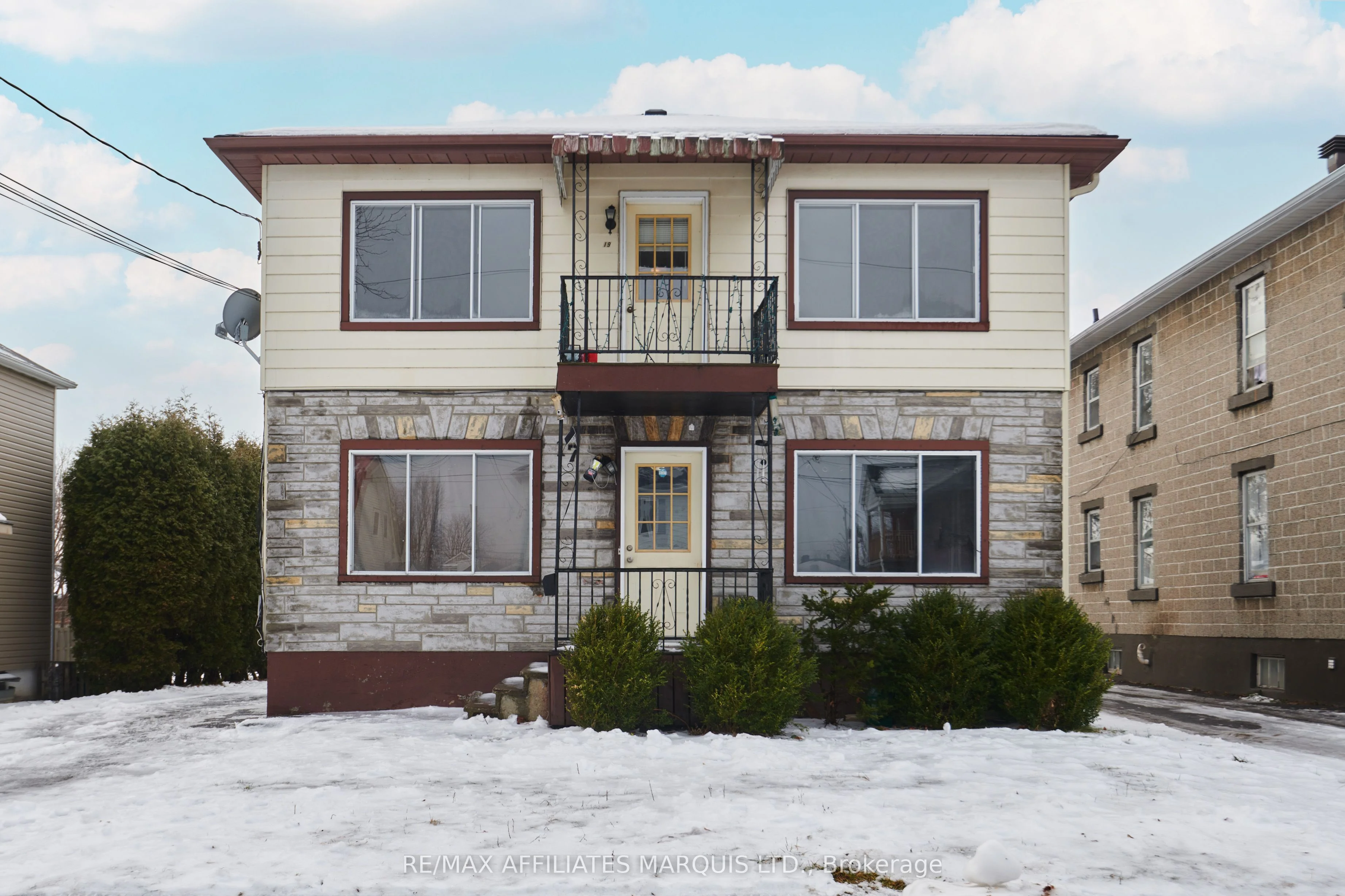 Duplex in Cornwall
