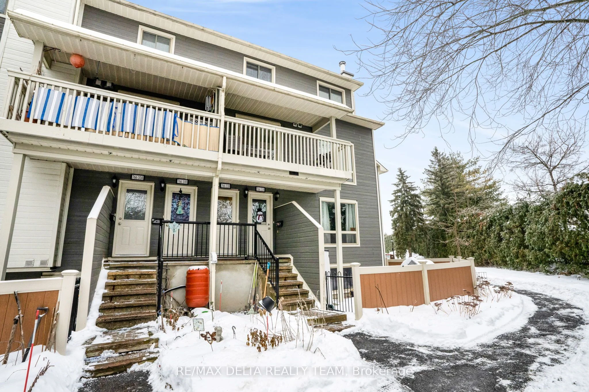 Condo Apartment in Orleans - Convent Glen and Area