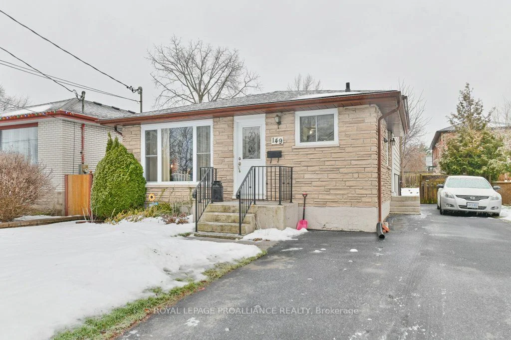 Detached in Quinte West