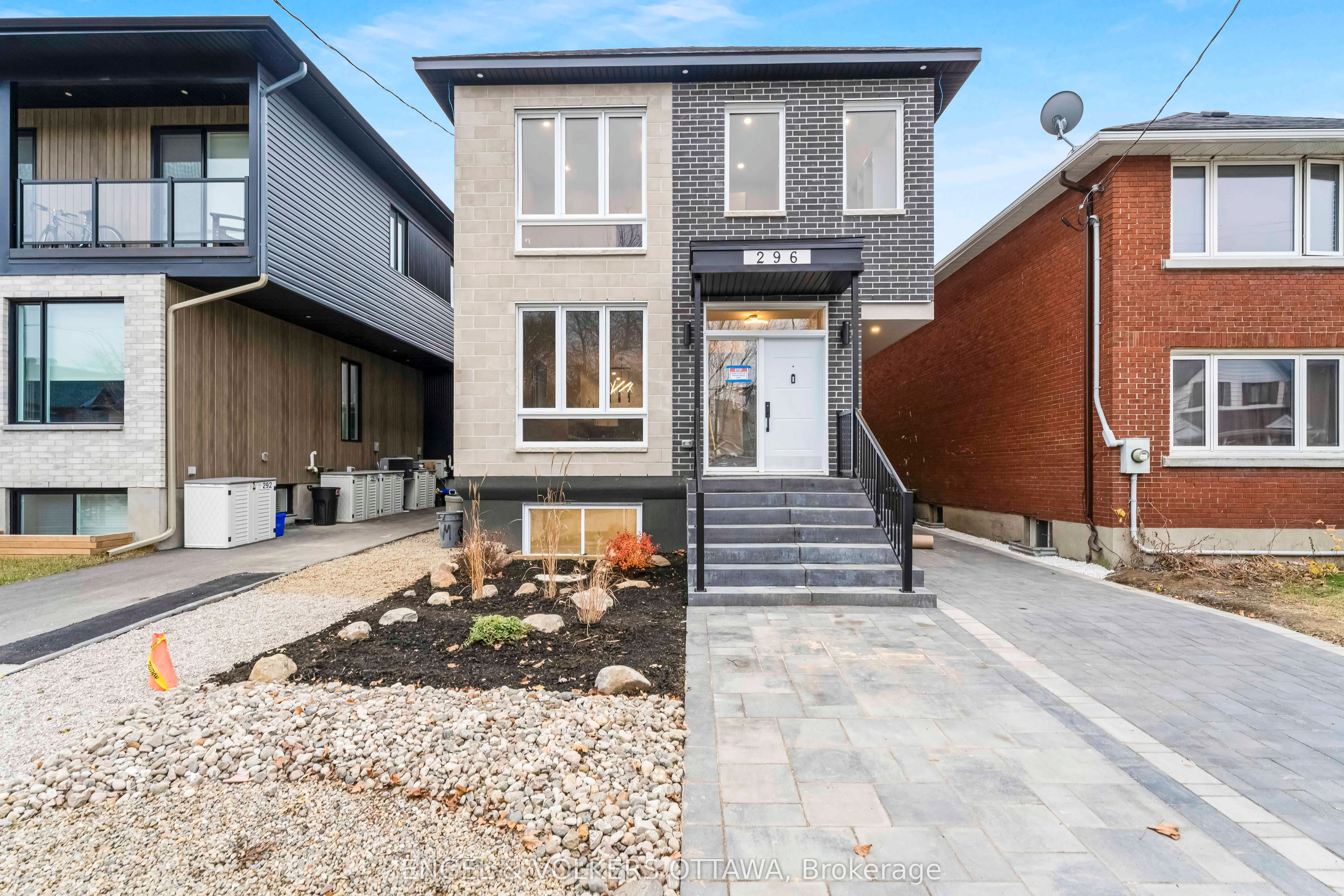 296 Duncairn Avenue A, Westboro - Hampton Park, On K1z 7g9