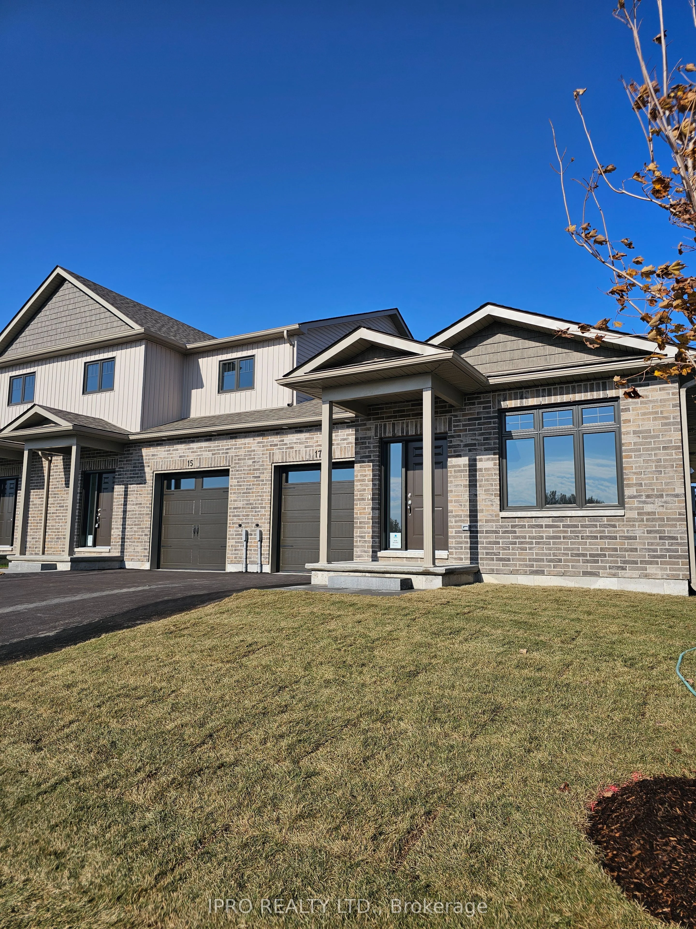 17 Beasley Crescent, Prince Edward County, ON K0K 2T0