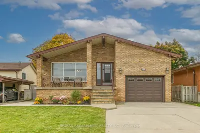 Detached in Hamilton