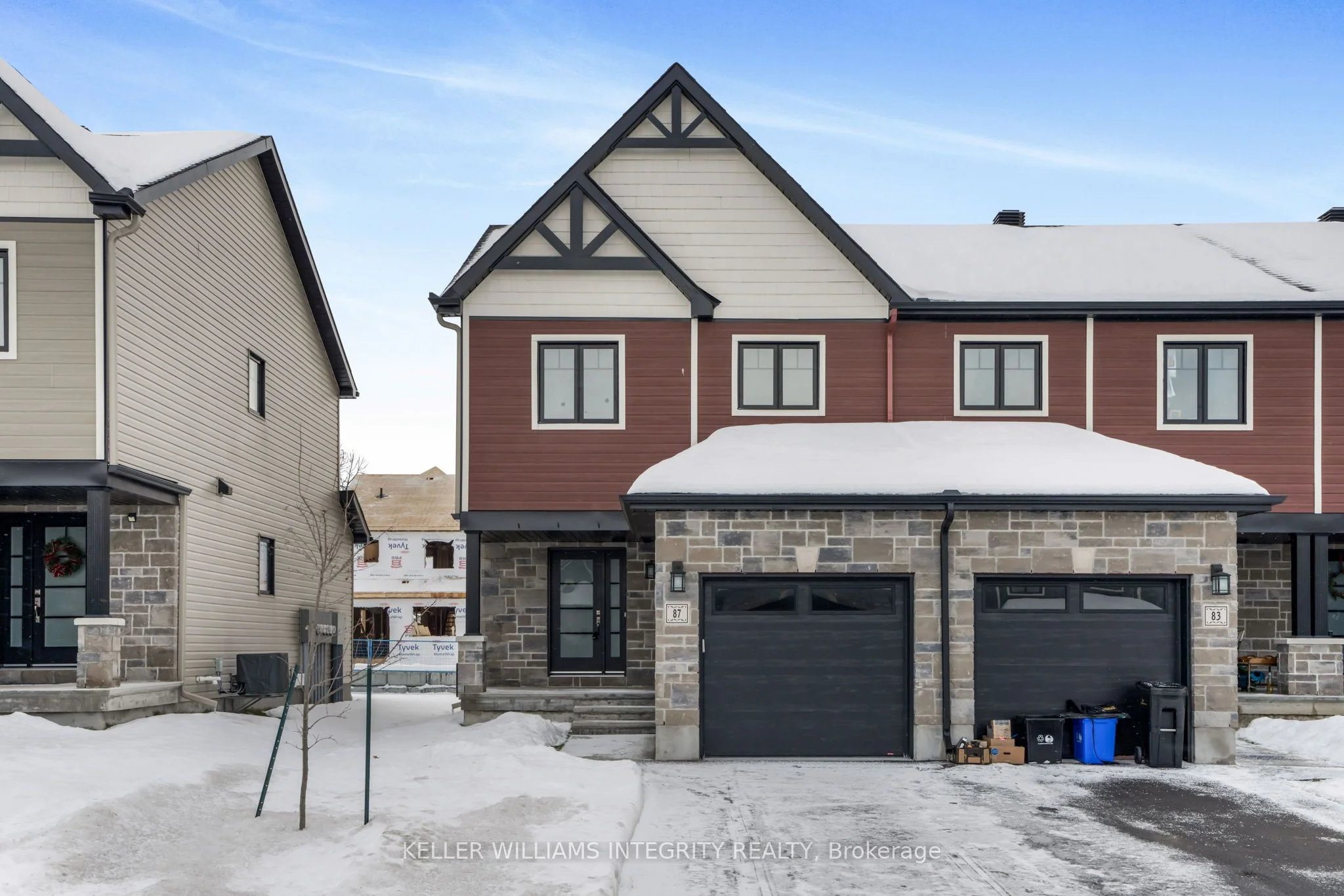Att/Row/Townhouse in Clarence-Rockland