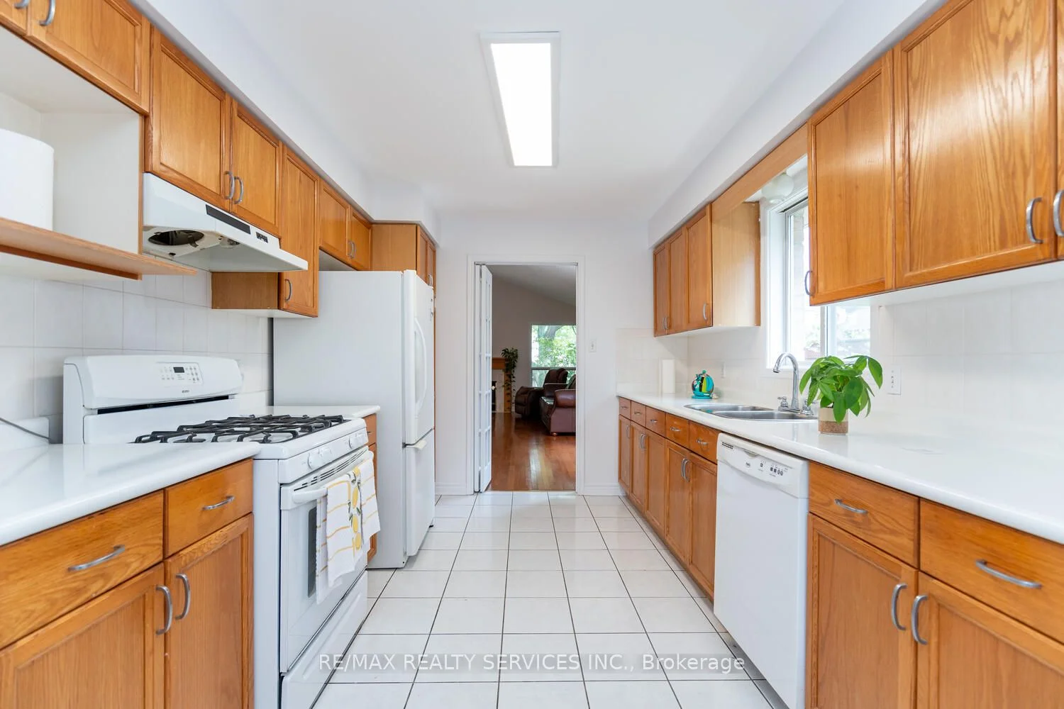 757 Guildwood Boulevard, London North, ON N6H 5G2
