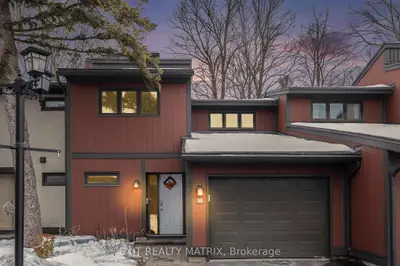 Condo Townhouse in South of Baseline to Knoxdale
