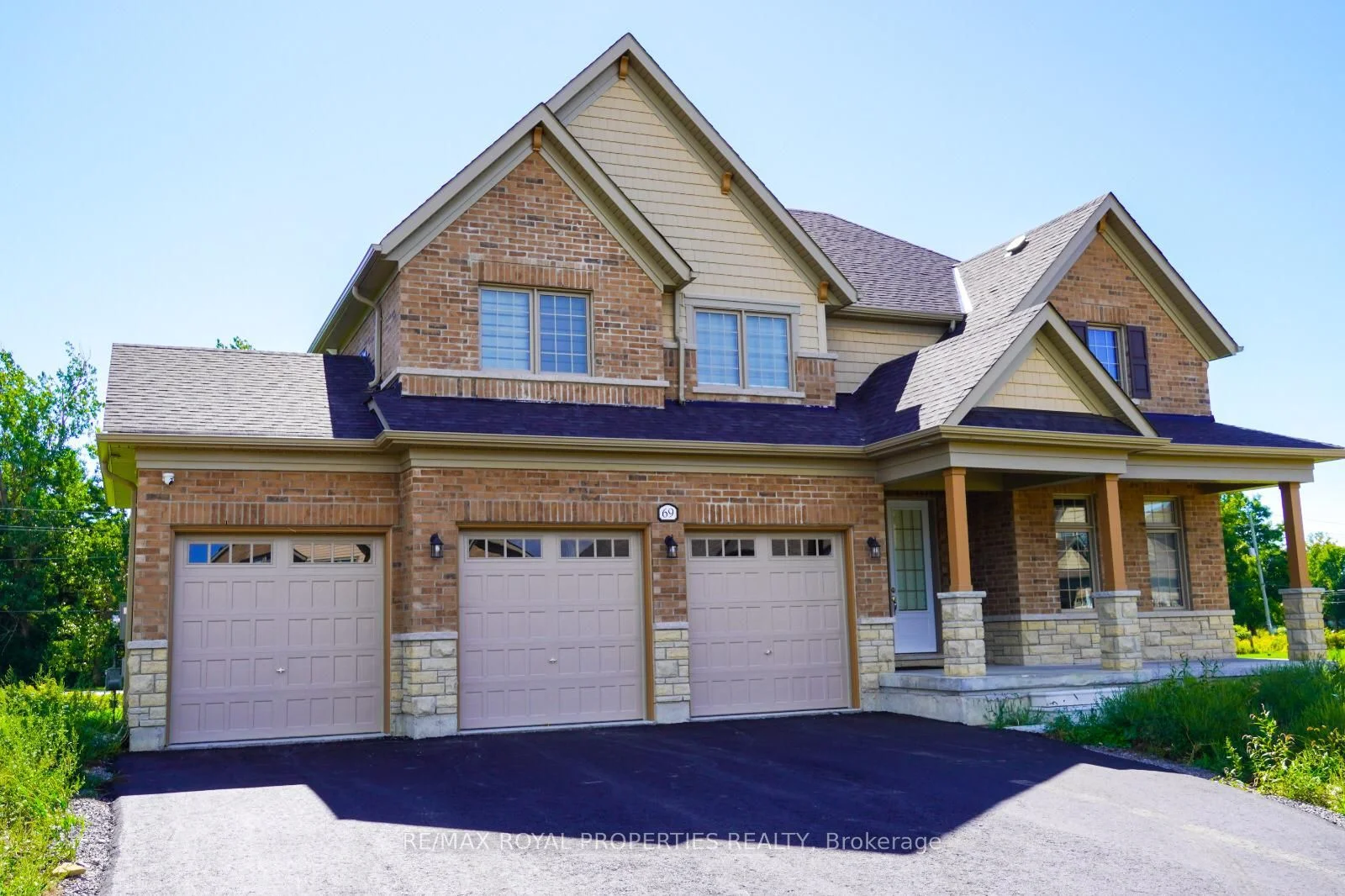 69 Summer Breeze Drive Main, Prince Edward County, On K0k 1l0