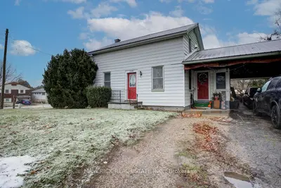Detached in Ingersoll
