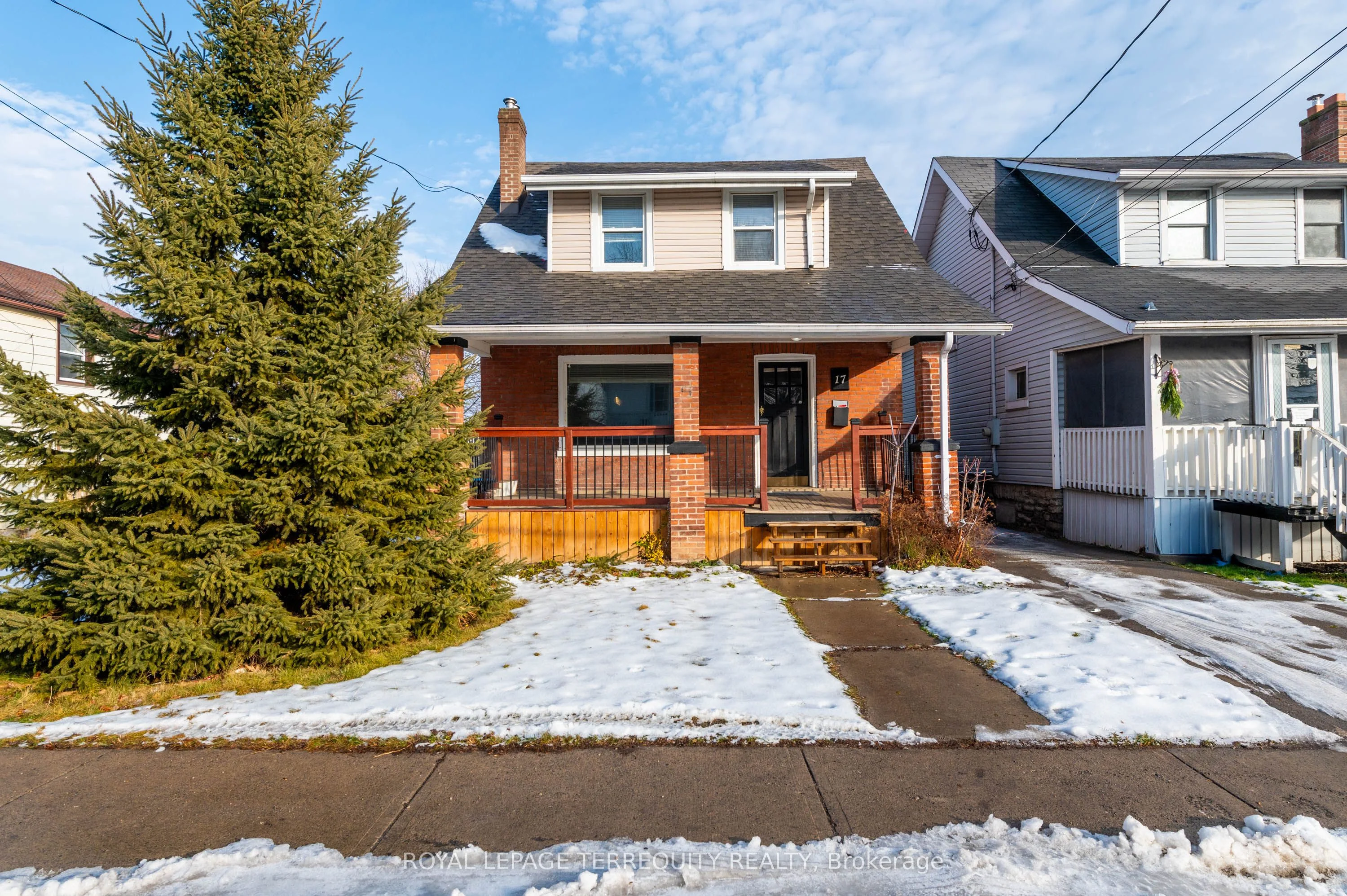 Detached in Belleville