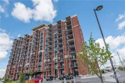 Condo Apartment in Billings Bridge - Riverside Park and Area