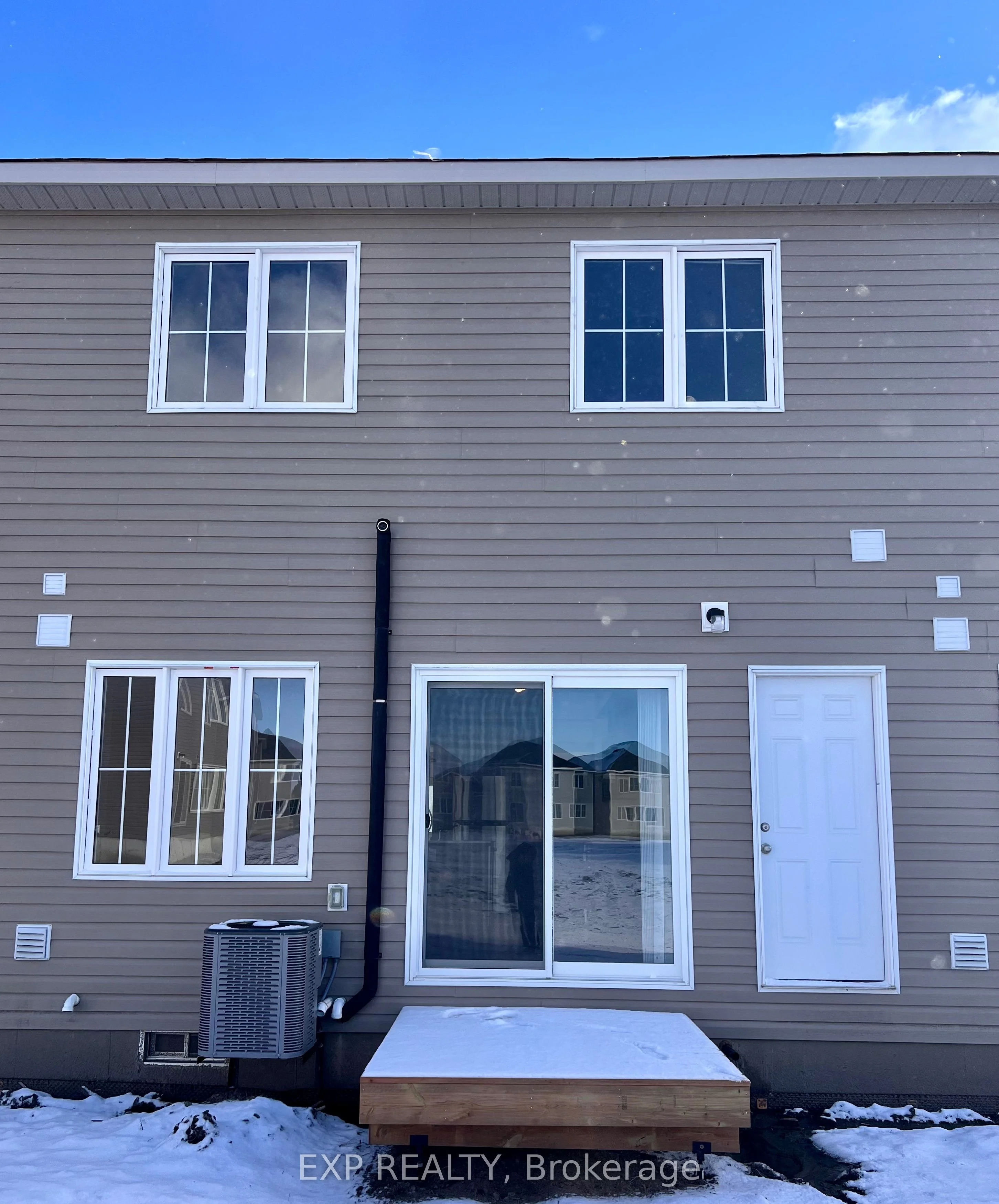 37 Lincoln Drive, Belleville, On K8n 0t7