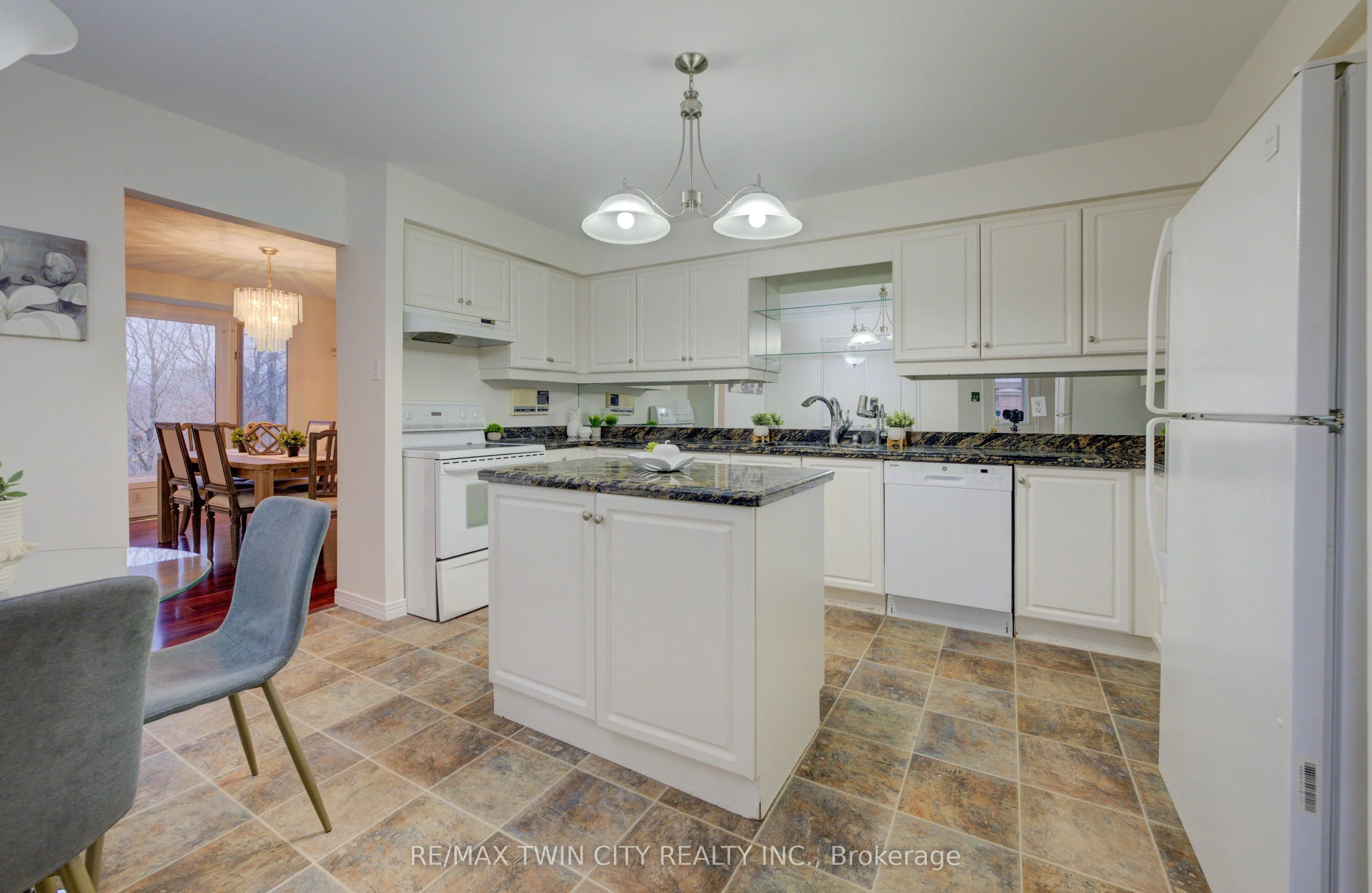 337 George Street N 3, Cambridge, ON N1S 4X7
