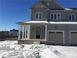 Att/Row/Townhouse in Brantford
