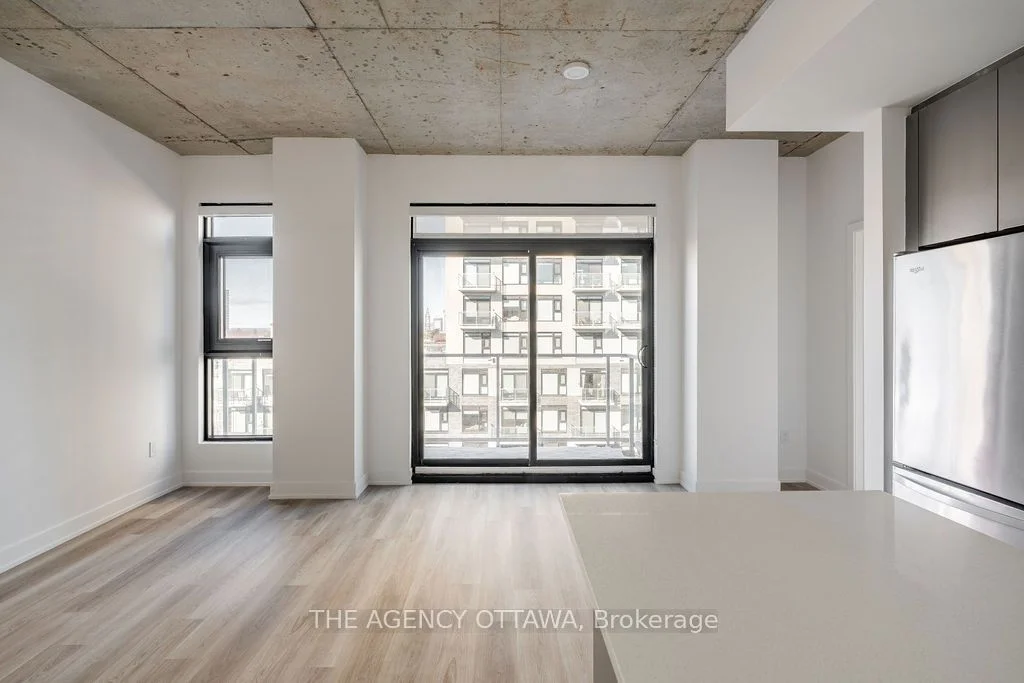 820 Archibald Street 814, Carlington - Central Park, ON K1Z 7L5