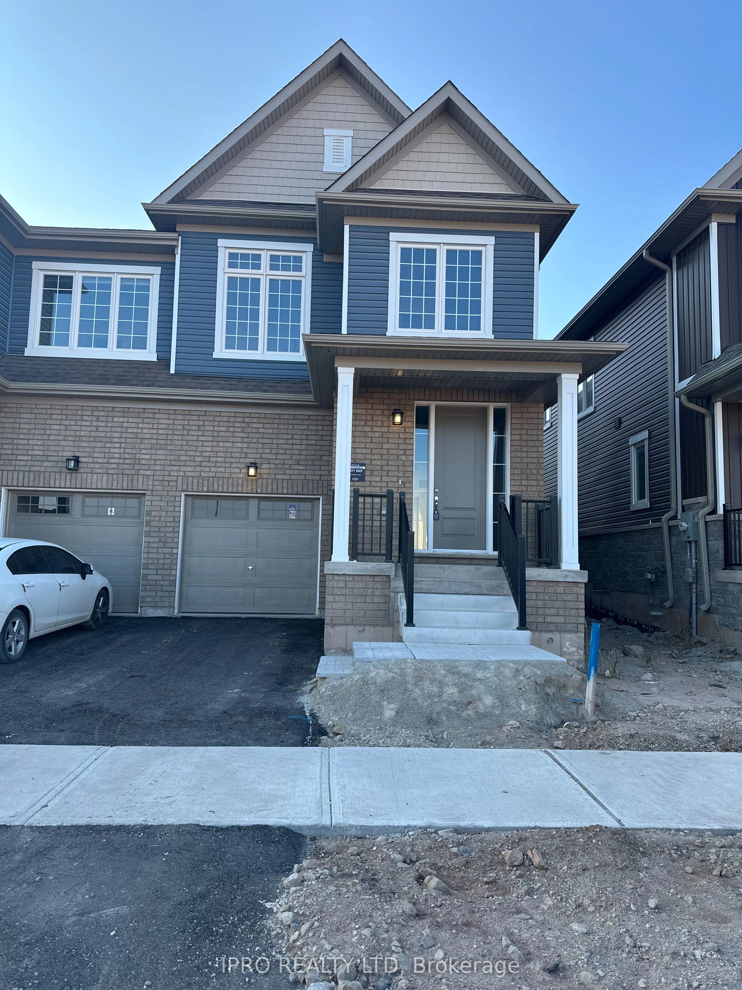 Semi-Detached in Erin