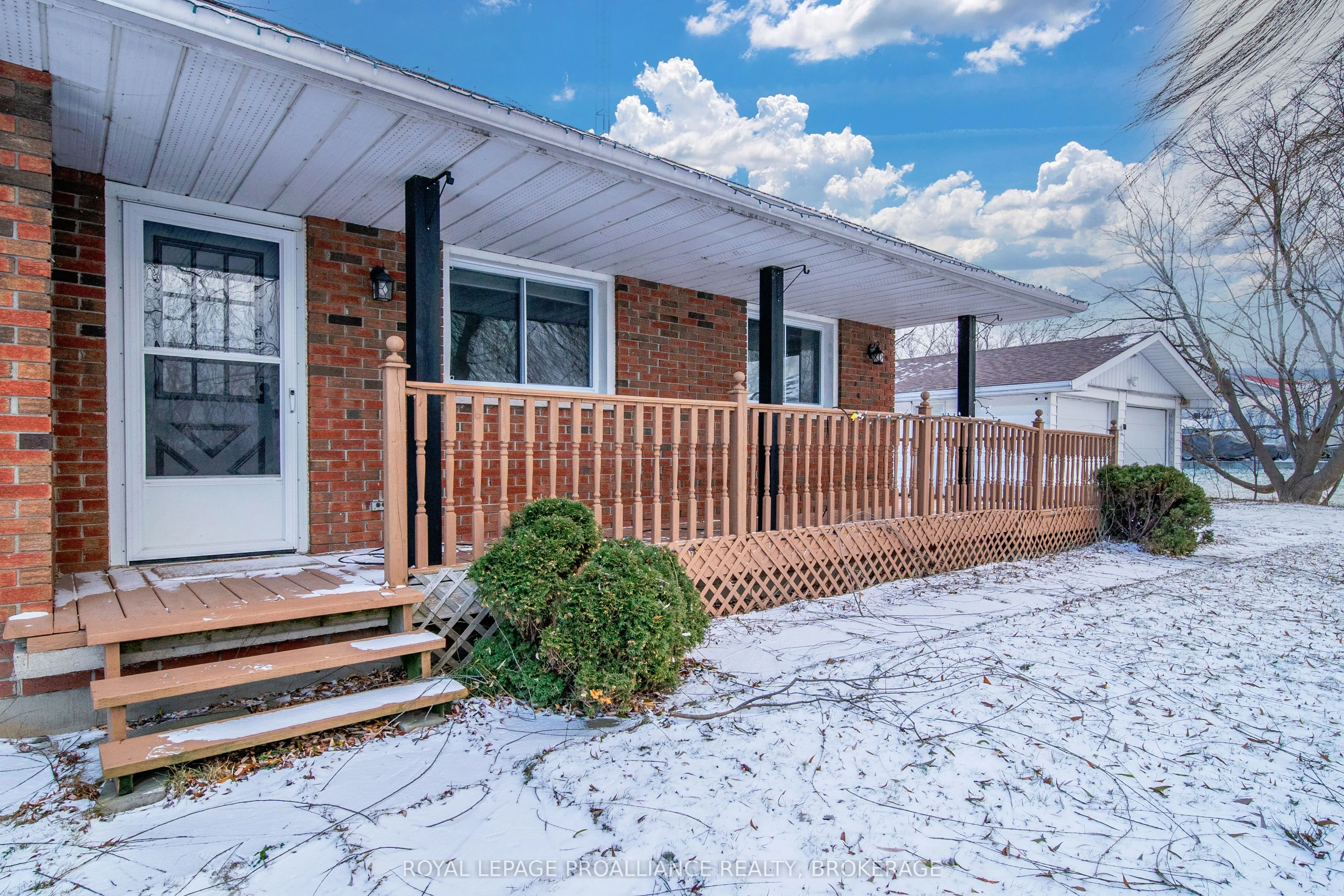 60 Dorland Drive, Greater Napanee, On K7r 3k7