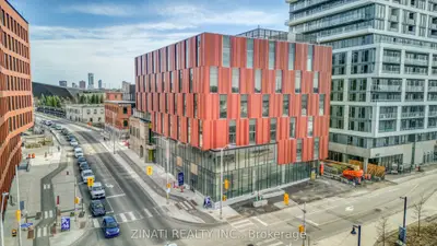 6 Booth Street 102, West Centre Town, ON K1R 0E3