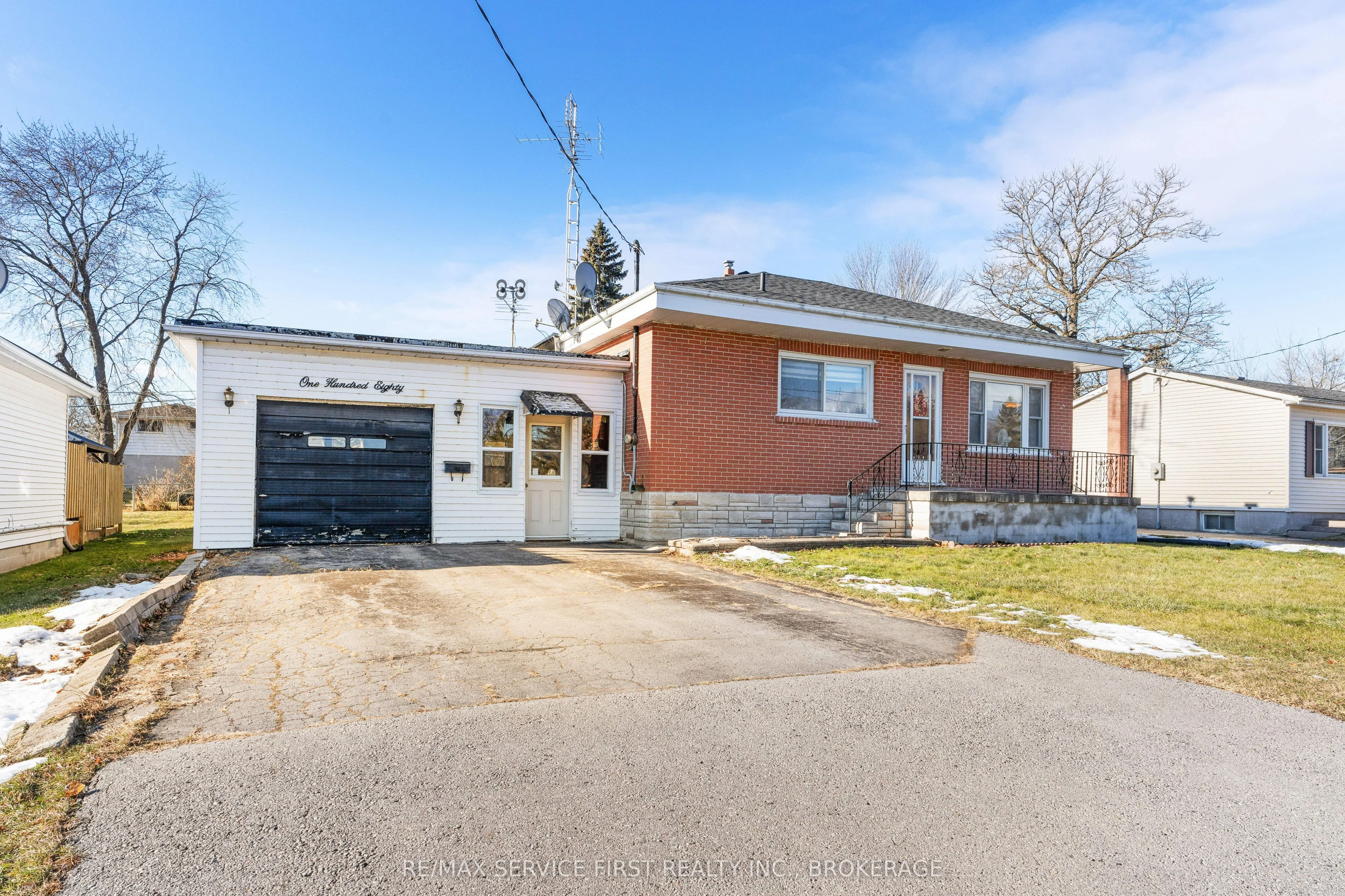 Detached in Belleville