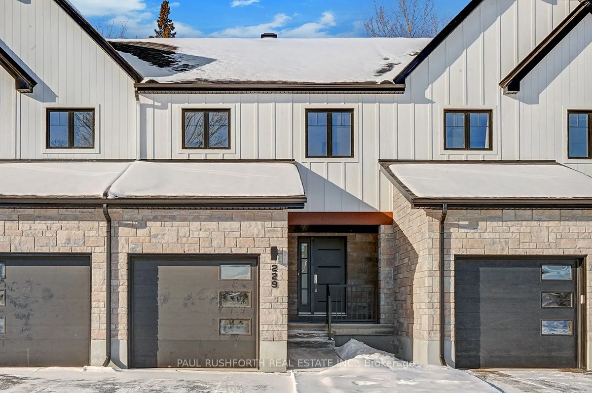 Att/Row/Townhouse in Clarence-Rockland