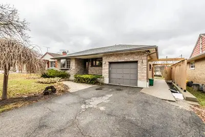 Duplex in Waterloo