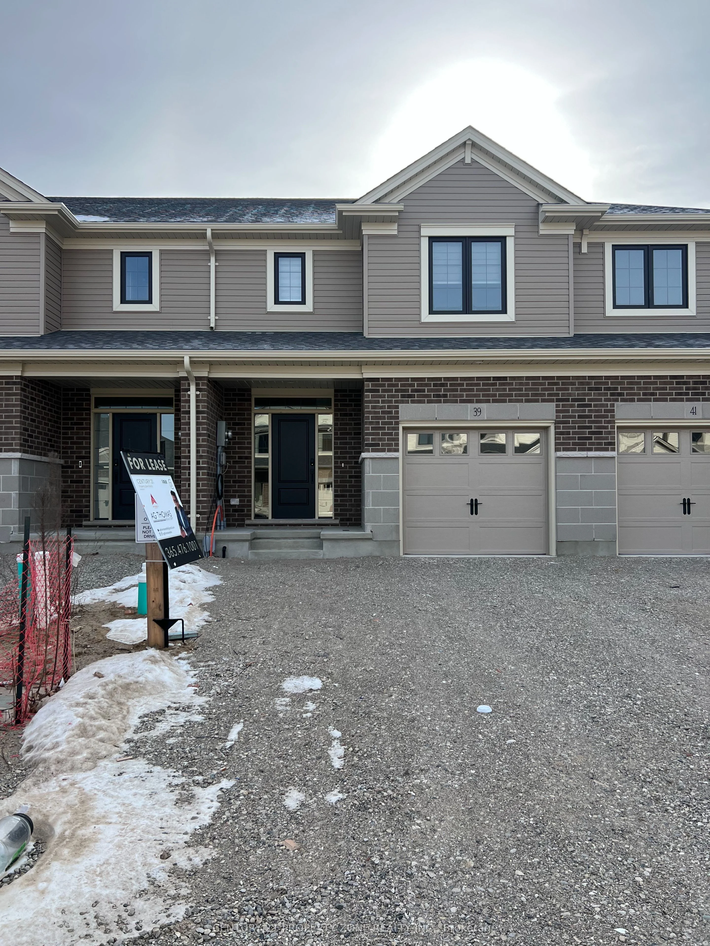 39 Canery Street, Tillsonburg, On N4g 0k3
