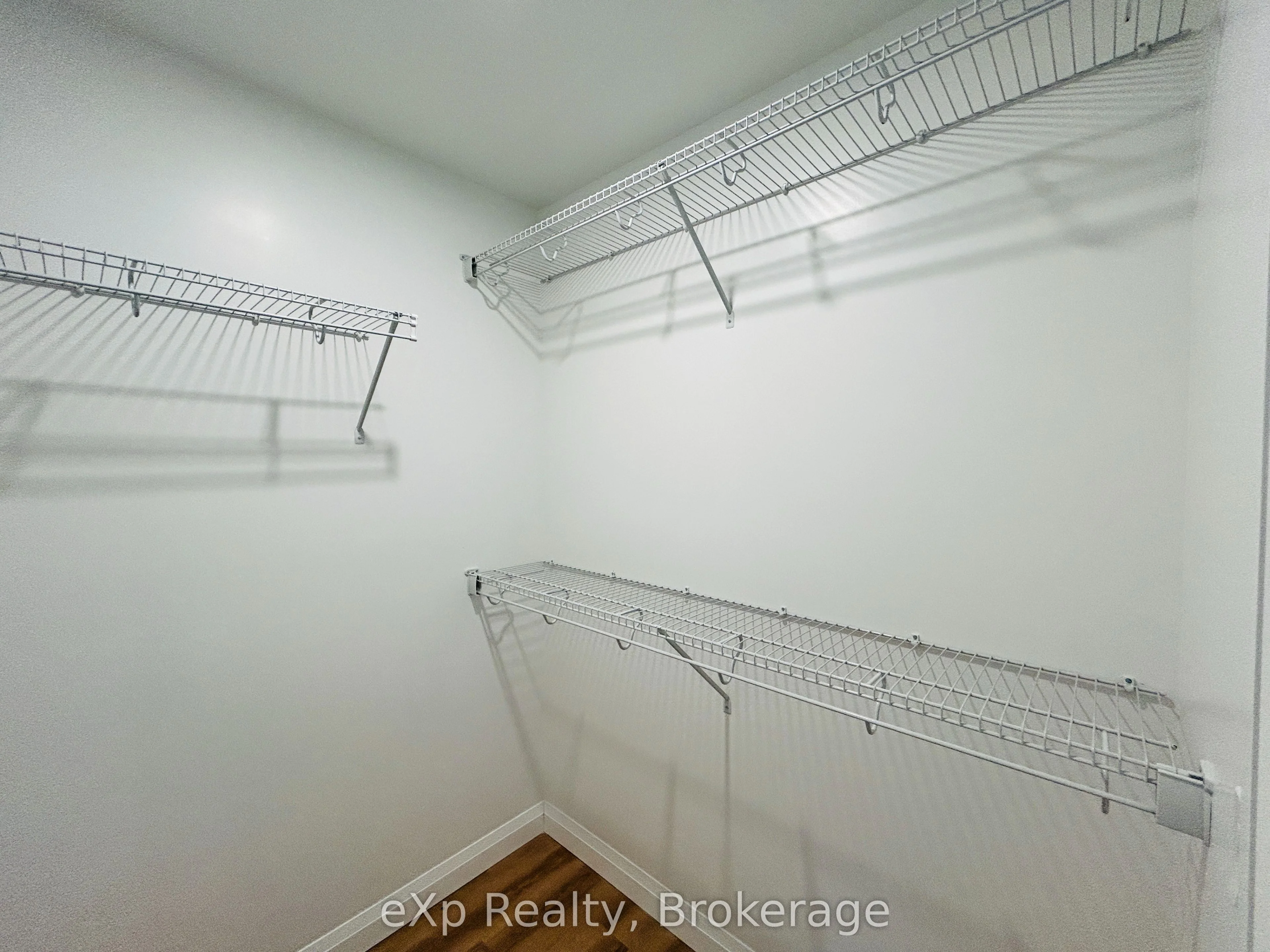 101 Eastridge Road 208, Brockton, ON N0G 2V0
